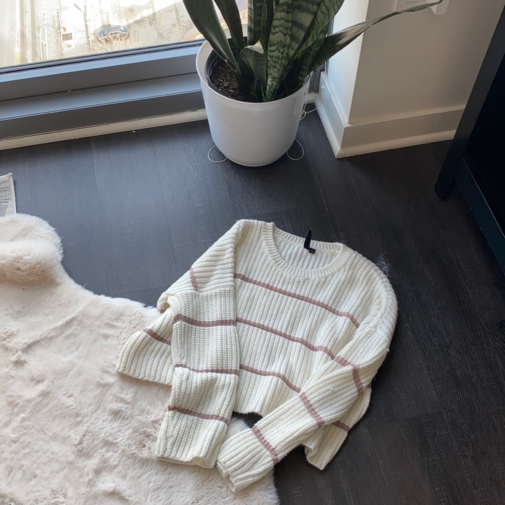 Crop sweater! Size small